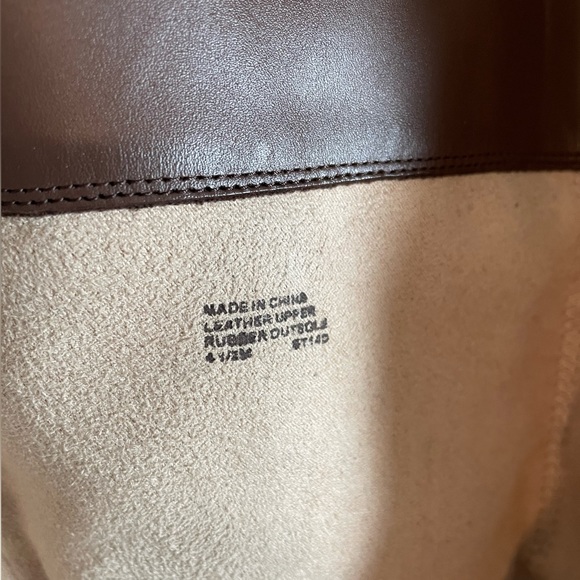 Michael kors used boots size 4.5 - Picture 3 of 3